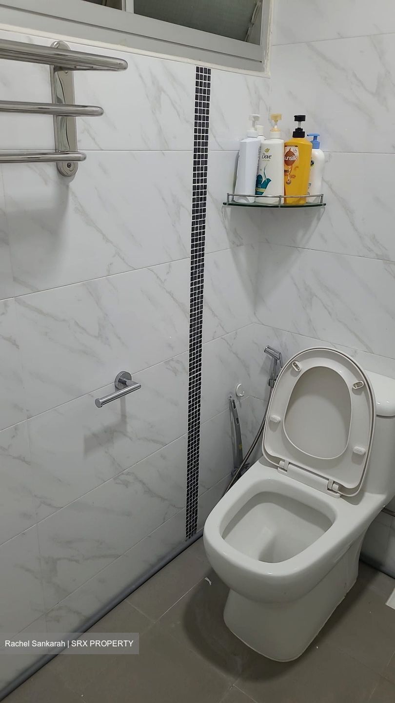 Blk 124 Yishun Street 11 (Yishun), HDB Executive #520784661